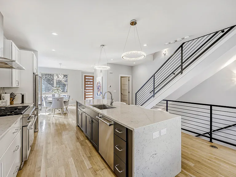 4500 Utica St — Photo 6