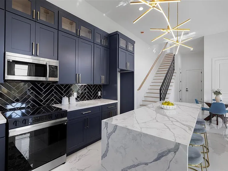 7330 Saint Lo Rd #B — Photo 8