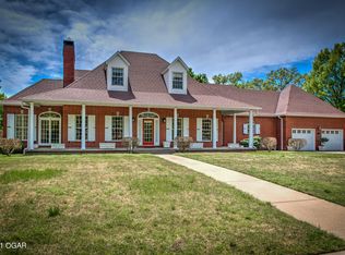 902 Rustic Ridge Dr, Joplin, MO 64804