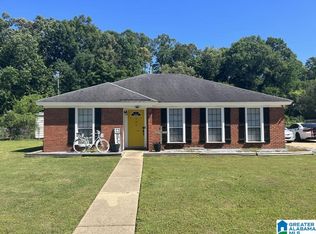 561 Forest Park Dr, Montgomery, AL 36109
