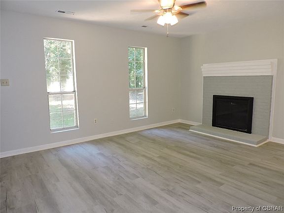 4th image of 6370 Sterling Ct