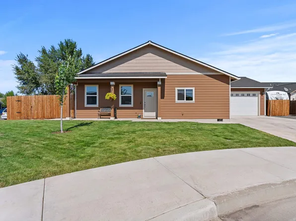 521 SE Morgan Ct, Madras, OR 97741