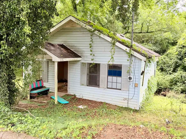325 Cherokee St, Florence, AL 35630
