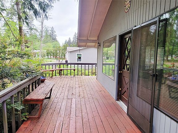 3rd image of 150 E Agate Drive