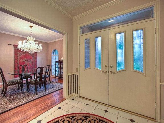 3rd image of 3618 Valley Haven Dr