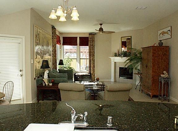 3rd image of 6308 Blackstone Dr