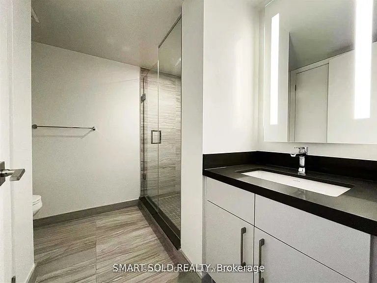 188 Cumberland St #2004 — Photo 17