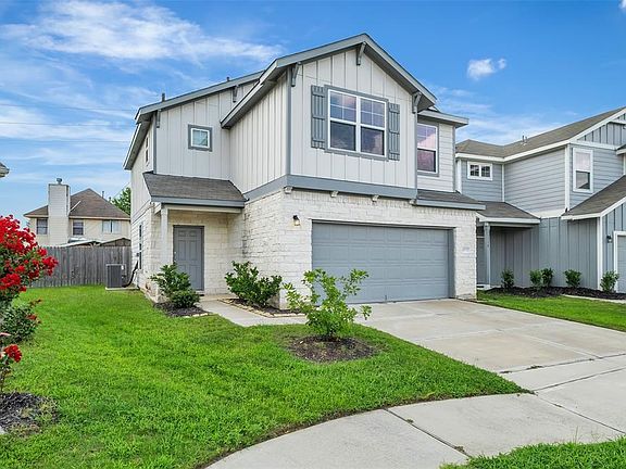 3rd image of 11722 Braemar Village Dr