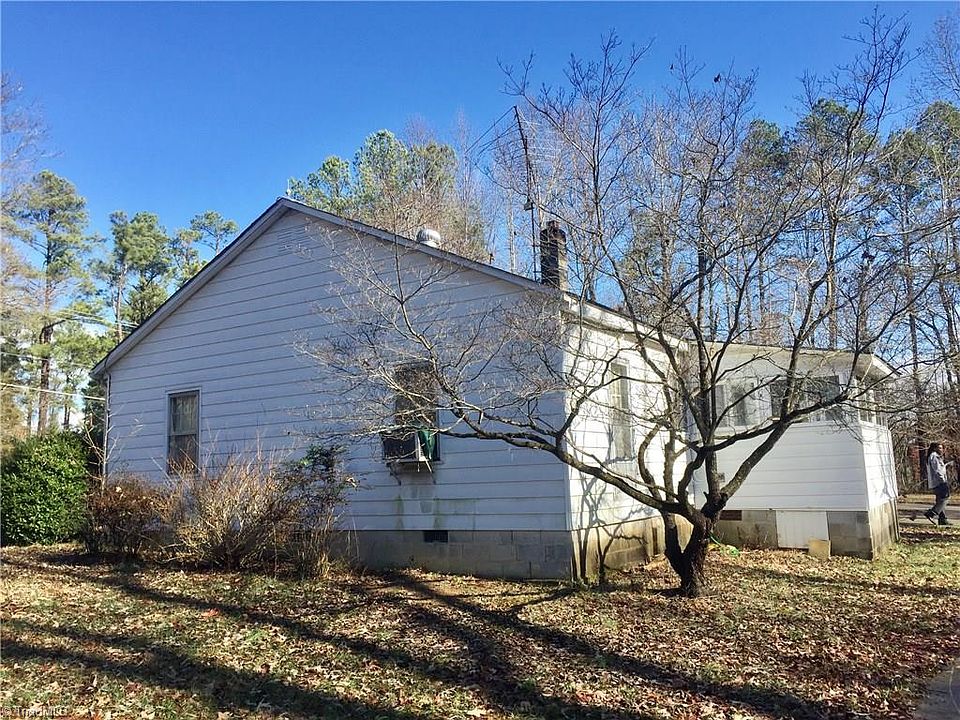 2nd image of 2516 Sharpe Rd