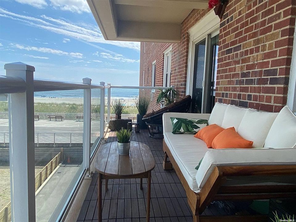OCEANVIEW BALCONY