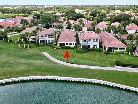 4th image of 1723 Victoria Cir