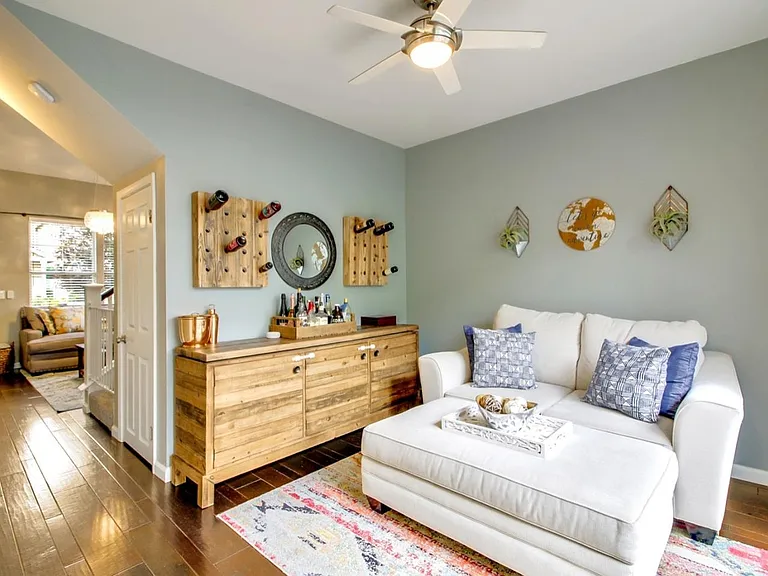 6043 Buffett Pl — Photo 10