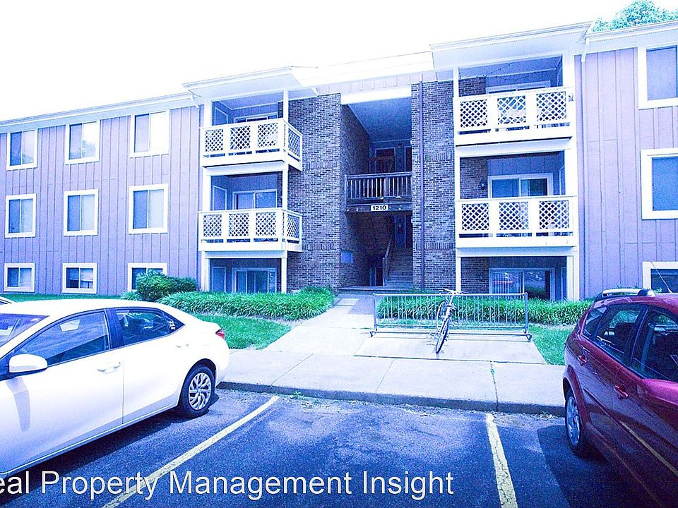 1st image of 1210 University Ter APT K