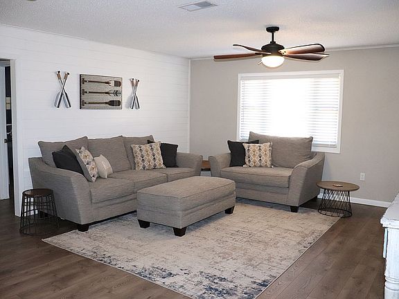 Spacious, open floor plan! 