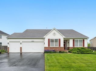 4615 McLaren Dr, Oswego, IL 60543