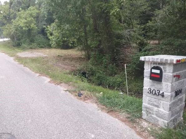 3035 Old Colony Rd, Huntsville, TX 77320