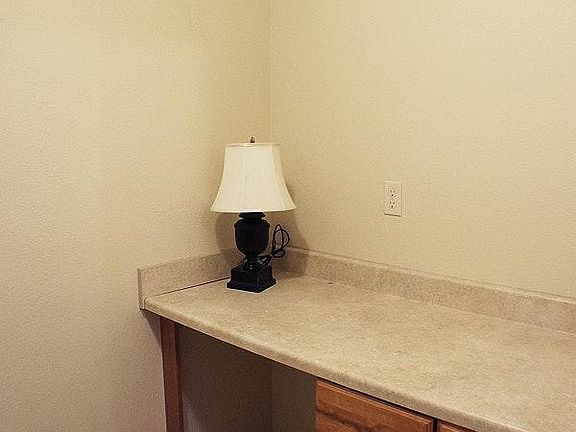 3rd image of 313 N Broadway St #202