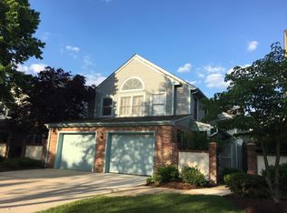 4 Hampstead Ct, Princeton, NJ 08540