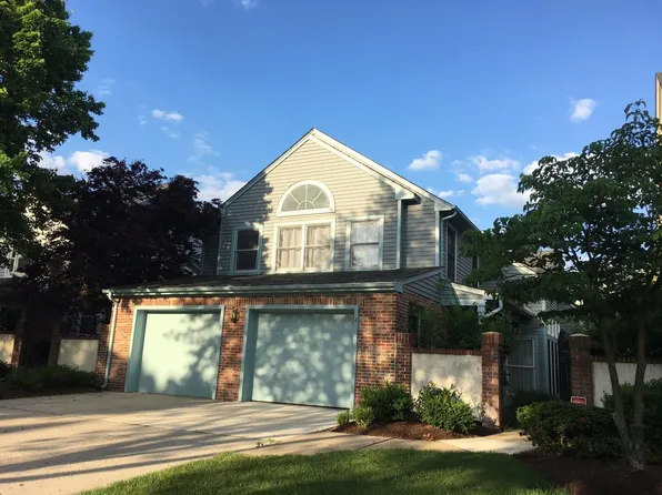 4 Hampstead Ct, Princeton, NJ 08540