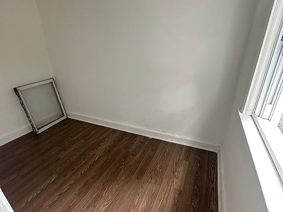 3rd image of 797 Passaic Ave #2L