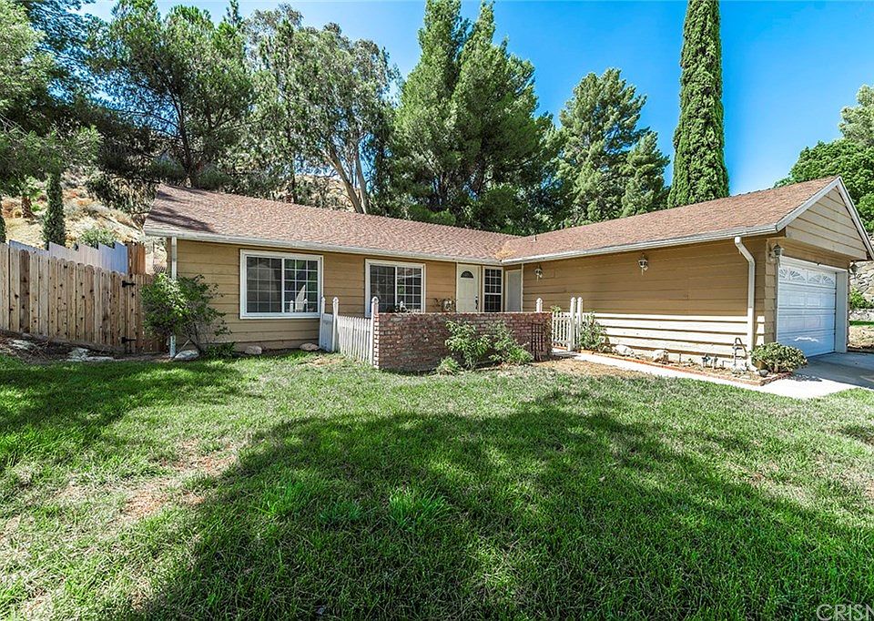 1st image of 29011 Flowerpark Dr