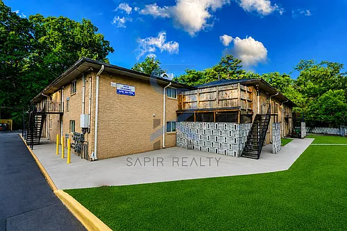 3300 College St #5 Photo 1