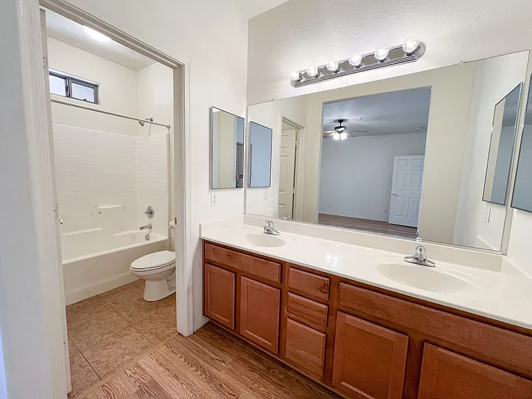 1715 Pinon Dr — Photo 7
