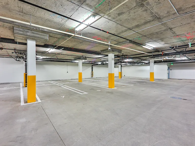 900 N Wilcox Ave #105 — Photo 50