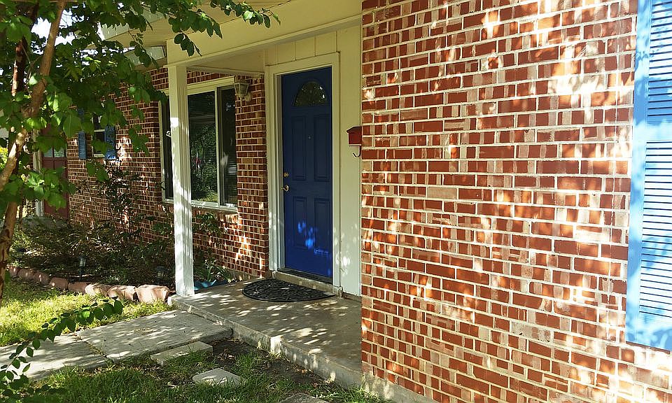 1st image of 8426 Republic Dr