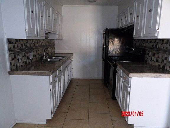 4th image of 1400 N Saint Marys St #87-98-101