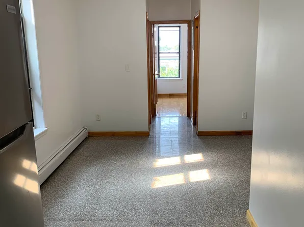 564 52nd Street image 2 of 11