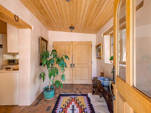 2nd image of 97A Camino Chupadero