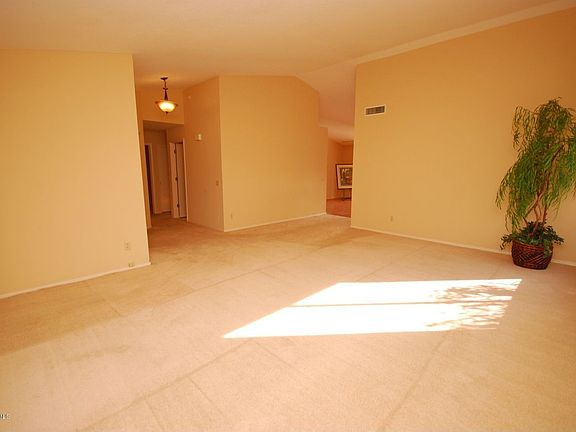 3rd image of 25811 S Flame Tree Dr