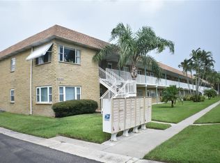 5247 81st St N APT 17, Saint Petersburg, FL 33709