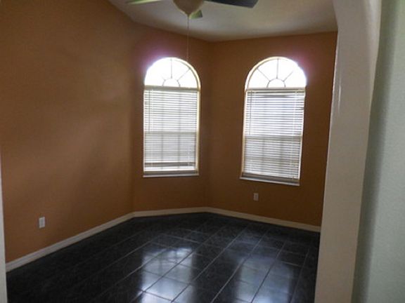 2nd image of 4838 N Mojave Ter