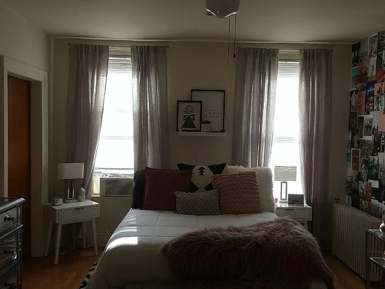 Front bedroom pic 2