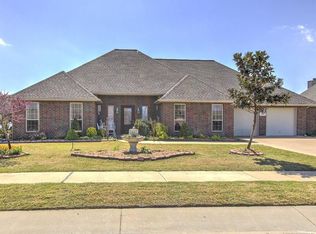 1301 E Canton St S, Broken Arrow, OK 74012