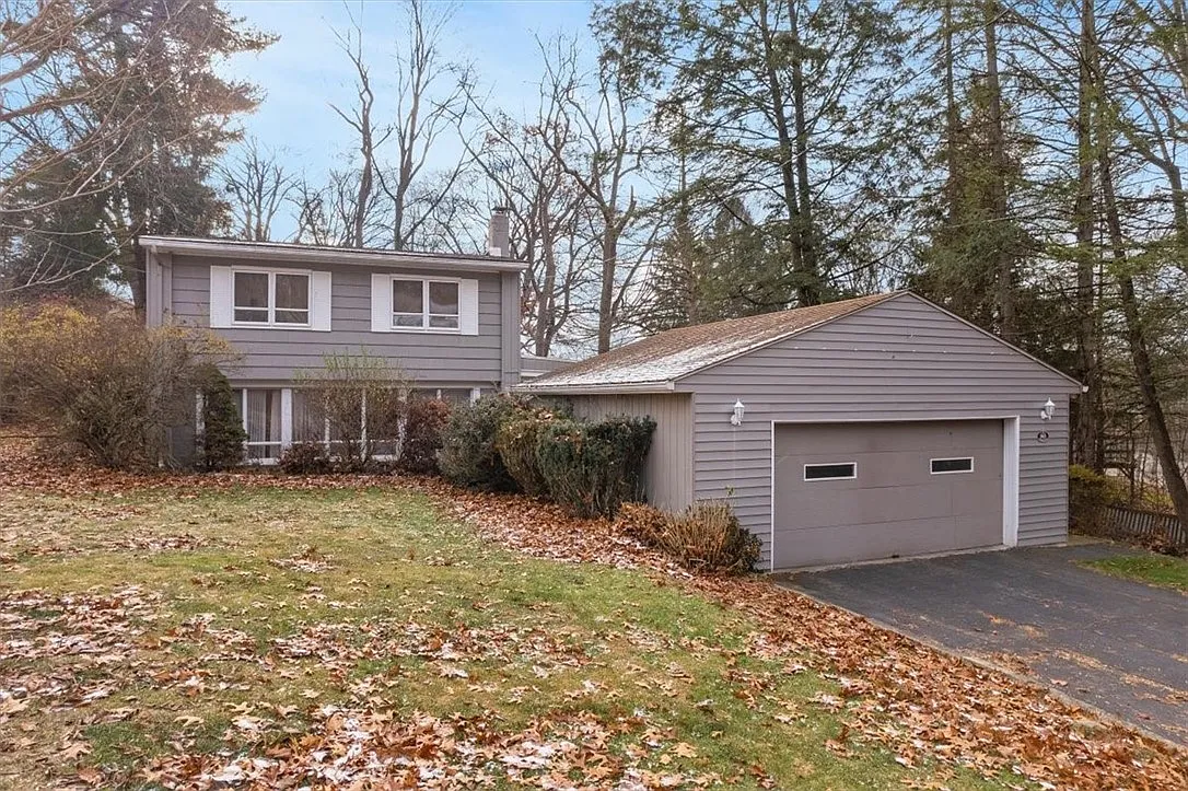 963 Harper Rd photo 1