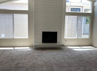 718 Iris Ave #B, Corona Del Mar, CA 92625