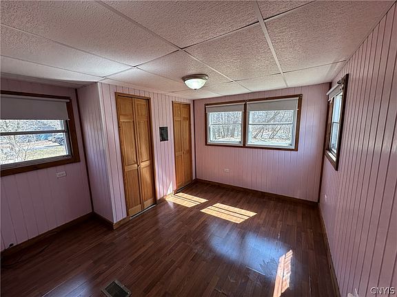 4th image of 5350 Rural Ave