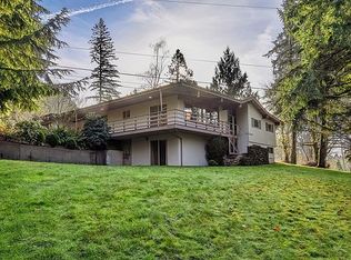 8048 Old Pacific Hwy N, Castle Rock, WA 98611