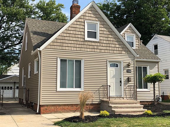 2nd image of 7606 Renwood Dr