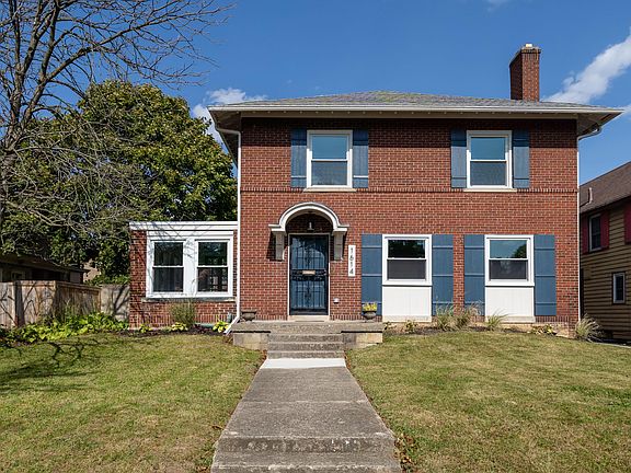 2nd image of 1614 Richmond Ave