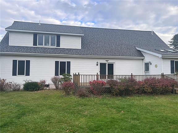 2nd image of 569 Wilbur Hill Rd