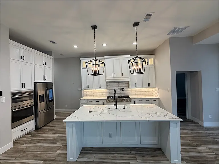 15521 Dyna St — Photo 11