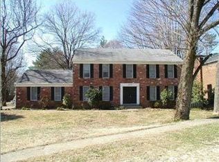 3306 Broeck Pointe Cir, Broeck Pointe, KY 40241