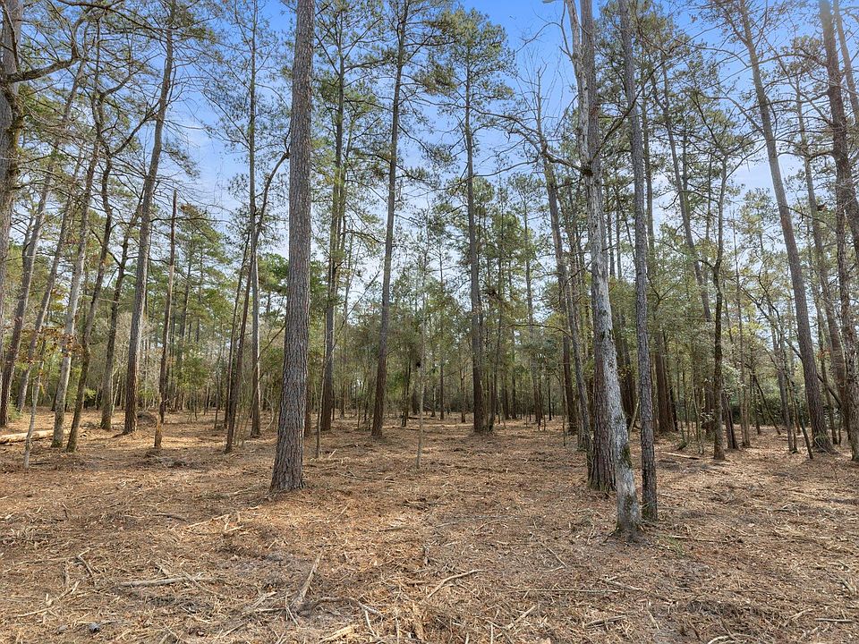 1st image of 15880 Four Hills Rd