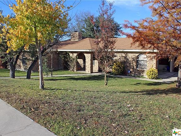 3rd image of 433 Jeffery Ln