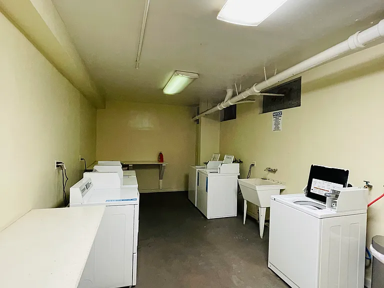608 S Dunsmuir, LLC — Photo 4