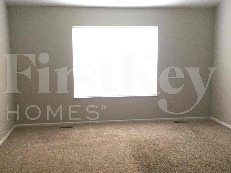 7249 Bennell Dr — Photo 15